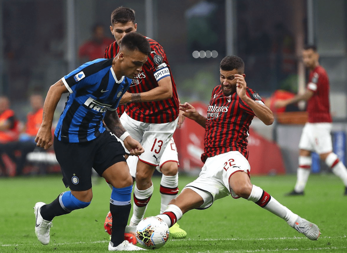 关于沃尔夫斯堡球队召开赛前会议的信息