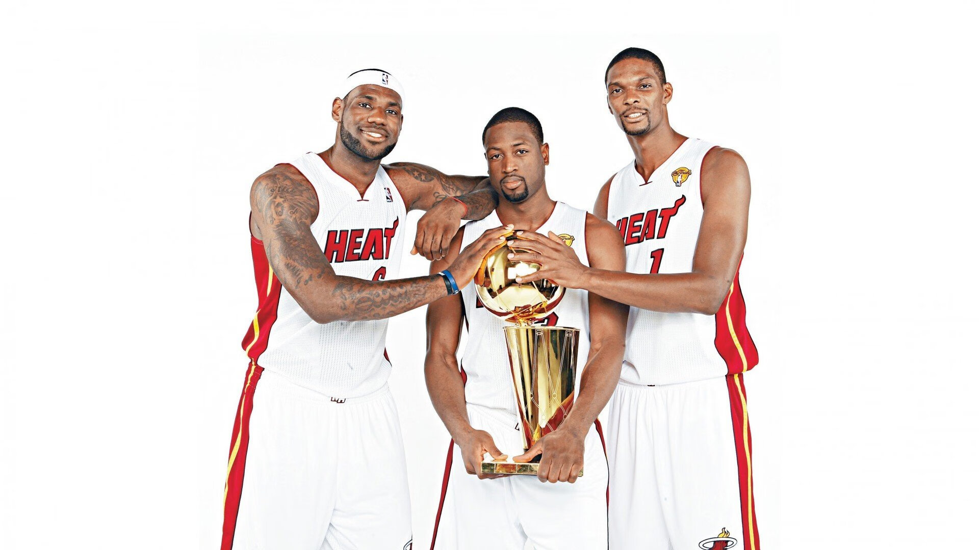 东方红与伯纳乌白,马竞商业版图深入中国,莫德里奇西决传奇定江山